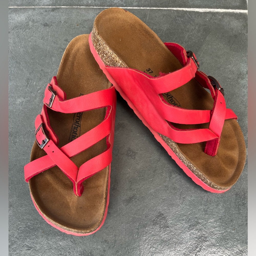Women’s Red Strappy Cork-Comfort Sandals